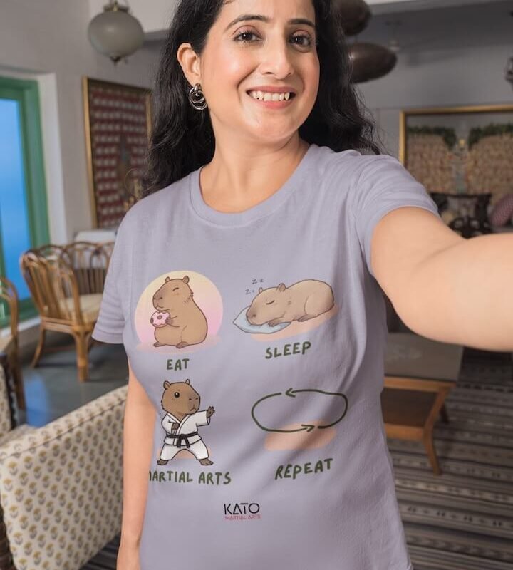 capybara_adults_tshirt_mockup_2